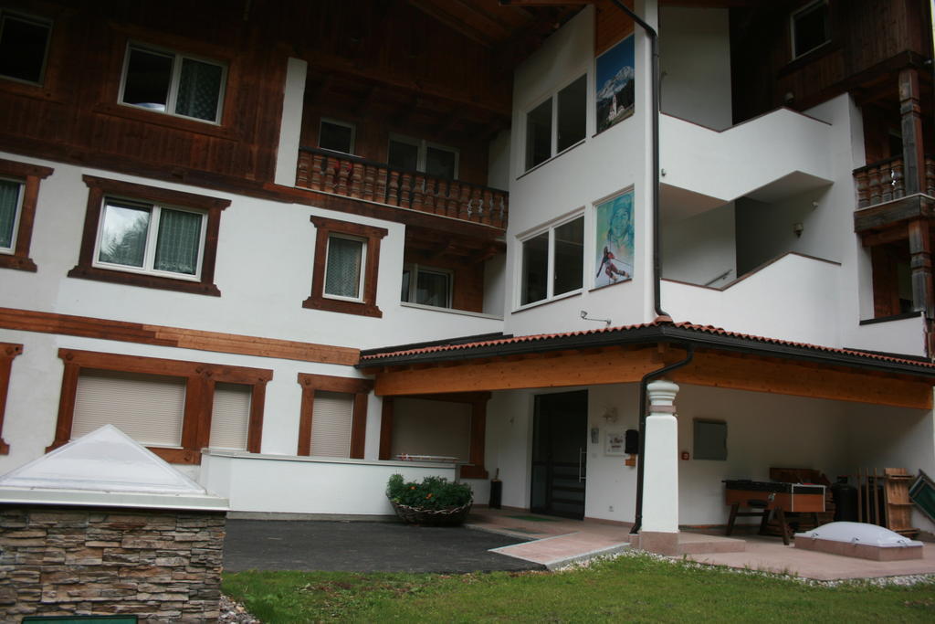 A. Paolo Apartments Vigo di Fassa Exteriör bild