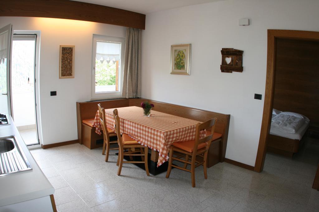 A. Paolo Apartments Vigo di Fassa Exteriör bild