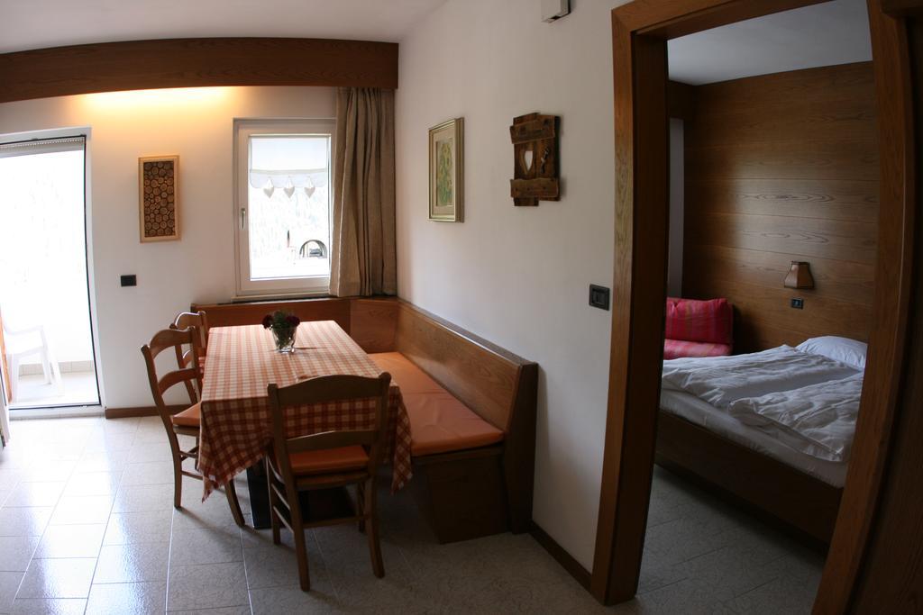 A. Paolo Apartments Vigo di Fassa Exteriör bild