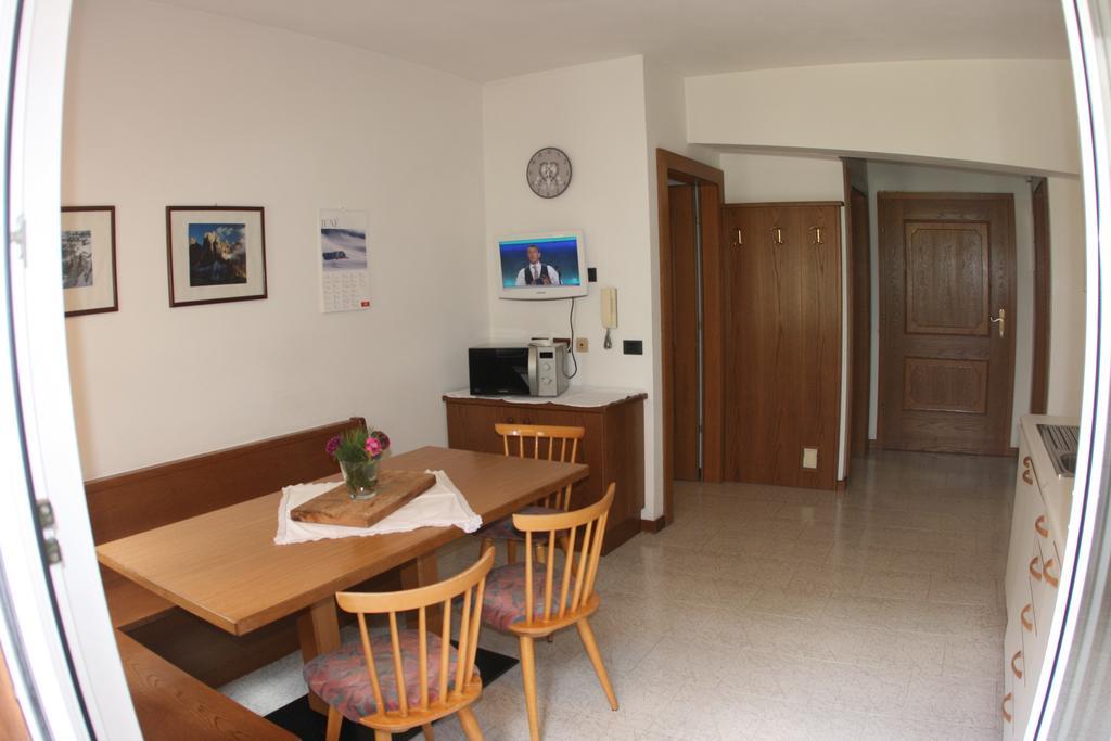 A. Paolo Apartments Vigo di Fassa Exteriör bild